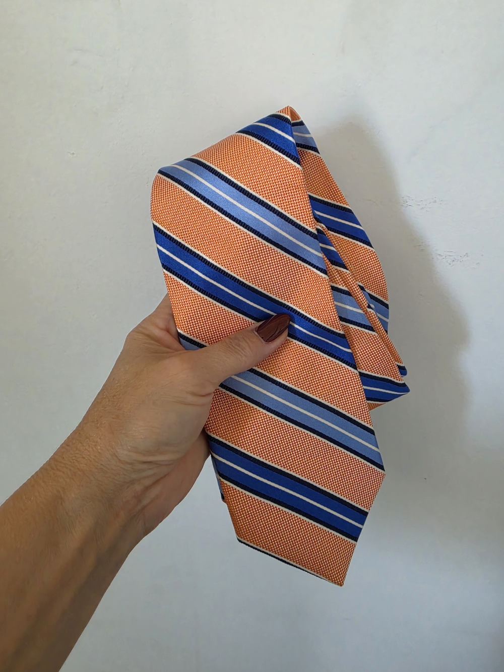 346 Brooks Brothers Men's Orange and Blue Striped Silk Tie
